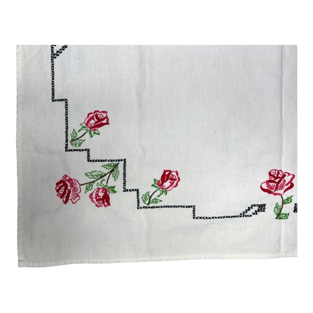 Rose Embroidered Tablecloth‎ - Picture 2 of 4